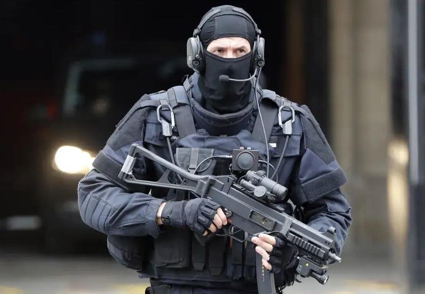 France Foils "Sept. 11-Style" Terrorist Attack