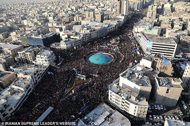  IRAN ATTACK ALERT SENT VIA US STATE DEPT TEXT SYSTEM - ATTACK IN PROGRESS!!!! Funeral-procession-of-assassinated-Iranian-General-Qassem-Soleimani-in-Tehran