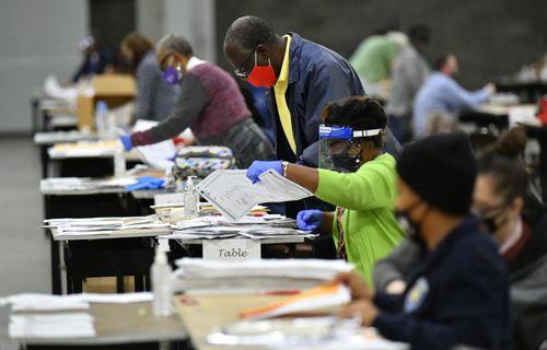 Georgia Recount Monitor Catches 9,626-Vote Error During Hand
Recount 2