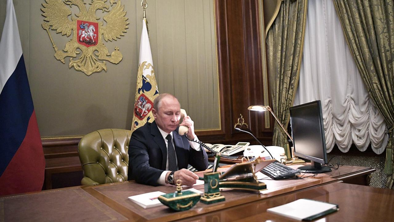 Putin Thanks Trump For A Very Real 'Christmas Gift' Trumpputinholidaycall