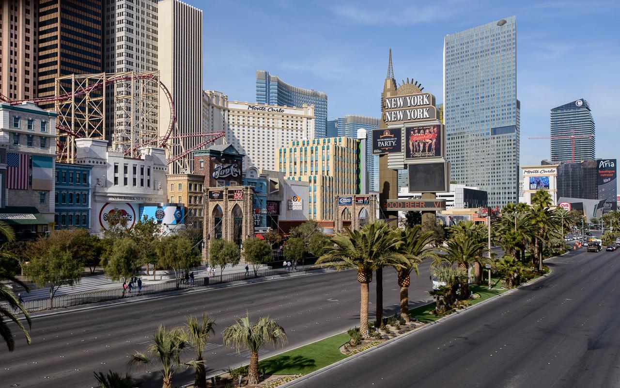 are las vegas casinos closing down