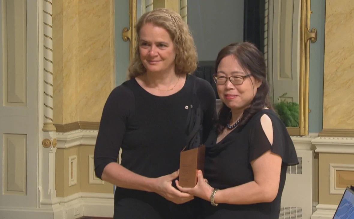 Dr. Xiangguo Qiu accepting an award at the Governor General's Innovation Awards at a ceremony at Rideau Hall in 2018. Qiu is a prominent virologist who helped develop ZMapp, a treatment for the deadly Ebola virus which killed more than 11,000 people in West Africa between 2014-2016. (CBC)
