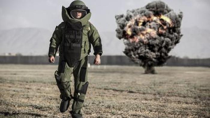 What it means to be an Explosive Ordnance Disposal Marine What it means to be an Explosive Ordnance Disposal Marine