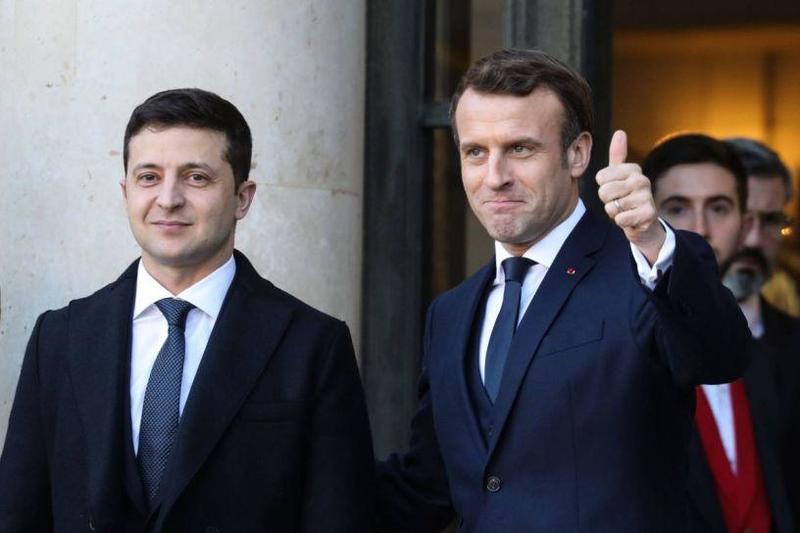 #39 - Main news thread - conflicts, terrorism, crisis from around the globe - Page 30 Zelensky-macron-normandy-friends