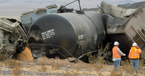 Stunning Views Of Freight Train Derailment In
California Desert 2