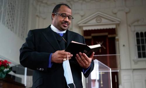 Bishop Elijah Hankerson III, founder and senior pastor at Life Center International, Church of God in Christ (Photo: Lawrence Bryant, Reuters)