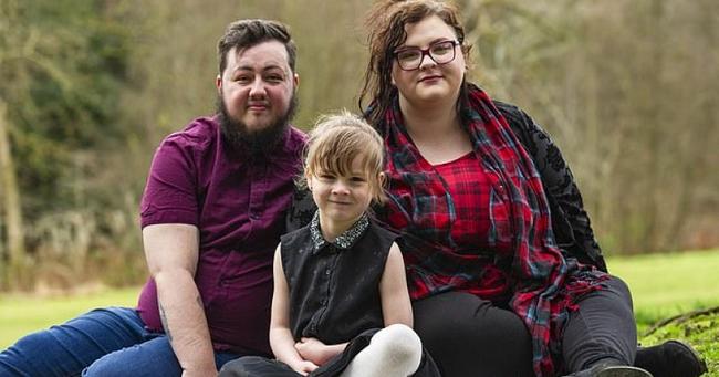 Britain's First Transgender Couple to Allow Their 5-Year-Old Child To Begin Transition