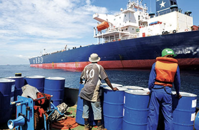 Pirates Hijack Full Supertanker Off Nigeria, Kidnap 19 Crew Members