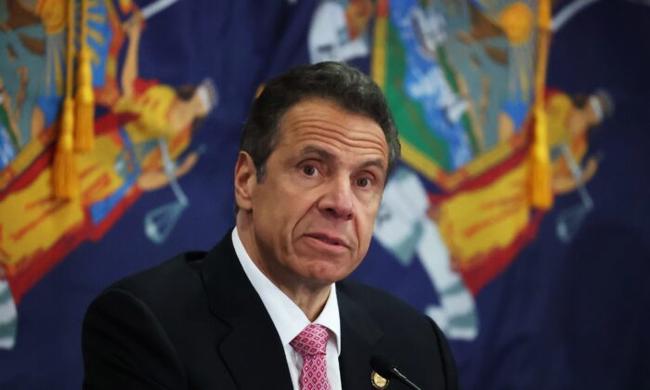 Cuomo dice que el fallo de la Corte Suprema sobre las iglesias es ‘irrelevante’ Cuomo dice que el fallo de la Corte Suprema sobre las iglesias es ‘irrelevante’
